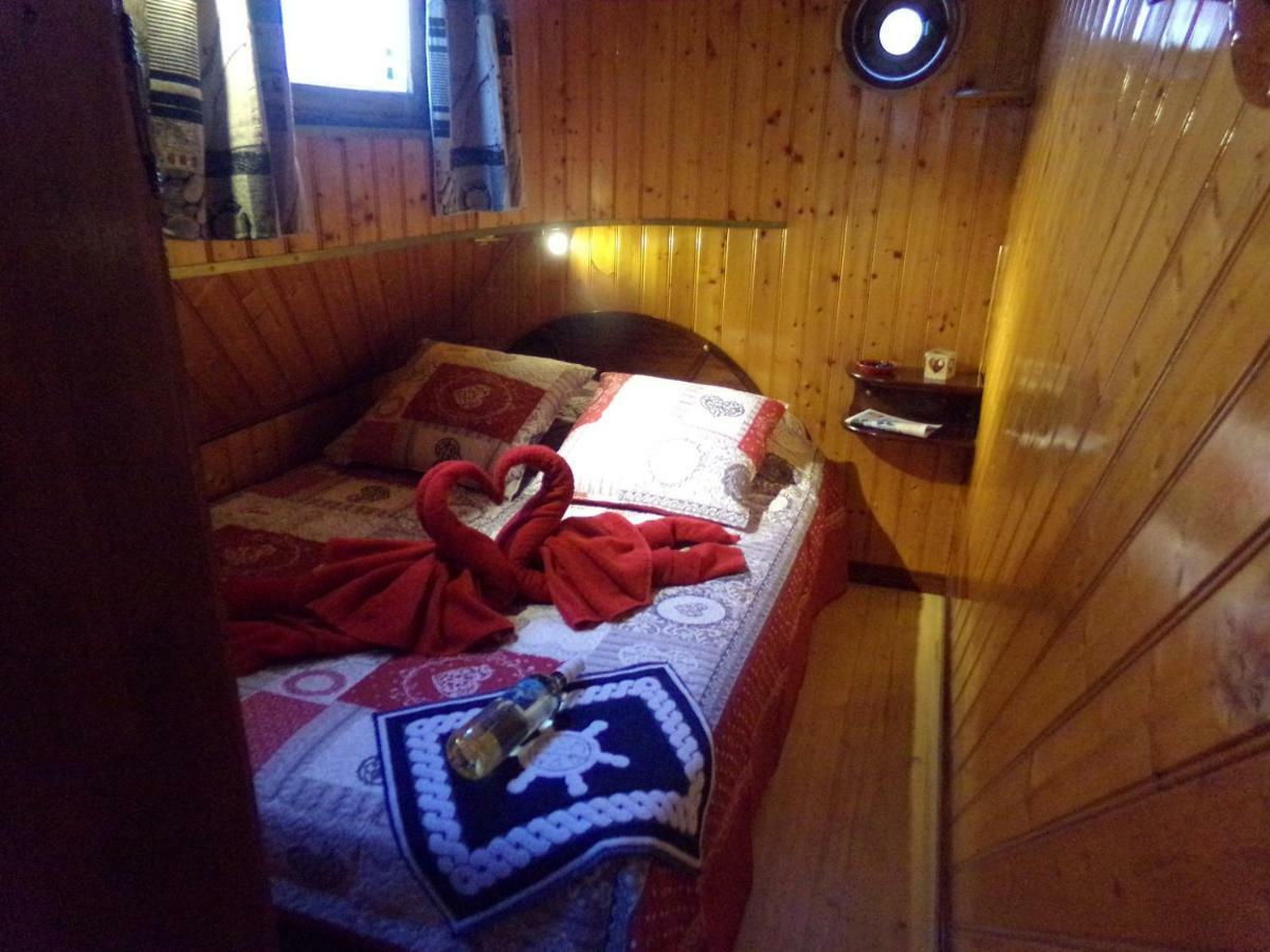 Ibaia Le Bonheur Bed and Breakfast Frontignan Buitenkant foto